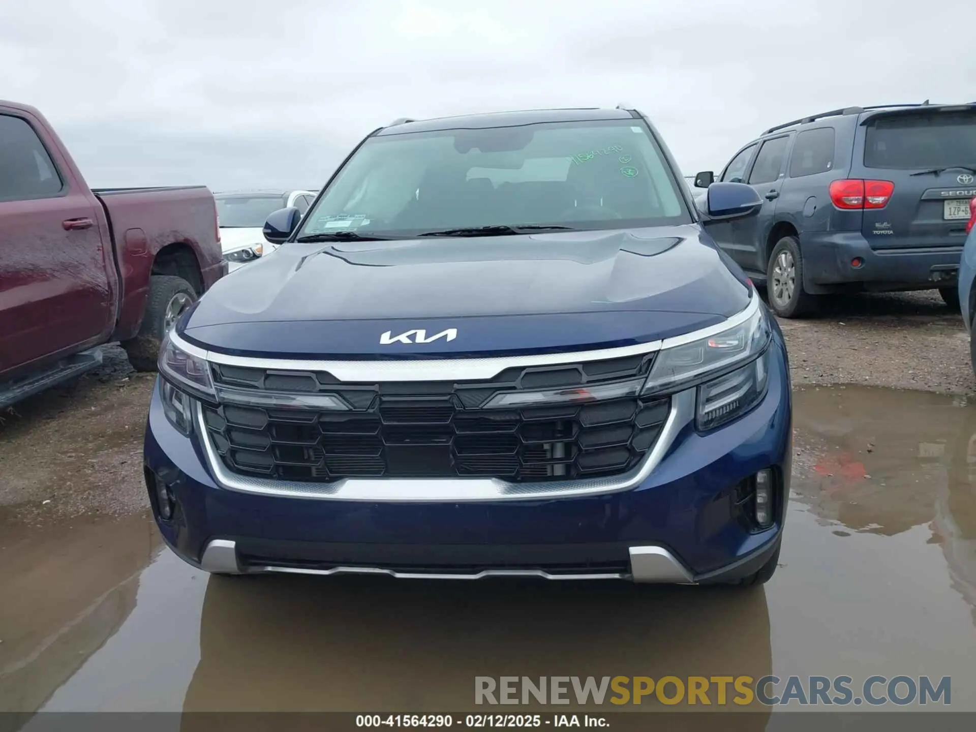 12 Фотография поврежденного автомобиля KNDETCA75R7639070 KIA SELTOS 2024
