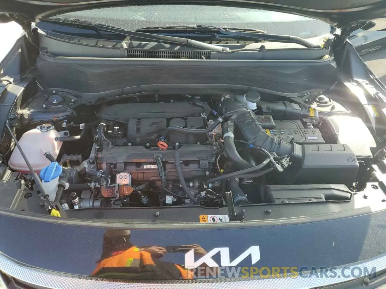 12 Фотография поврежденного автомобиля KNDETCA76R7603064 KIA SELTOS 2024
