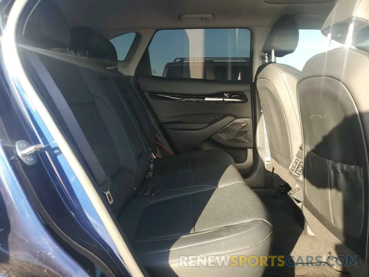 11 Фотография поврежденного автомобиля KNDETCA77R7601341 KIA SELTOS 2024