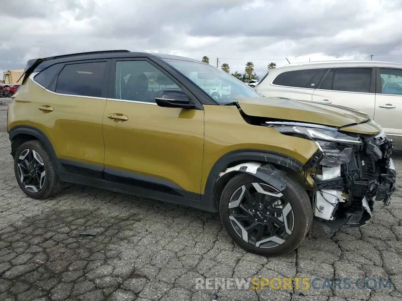 4 Фотография поврежденного автомобиля KNDETCA7XR7535786 KIA SELTOS 2024