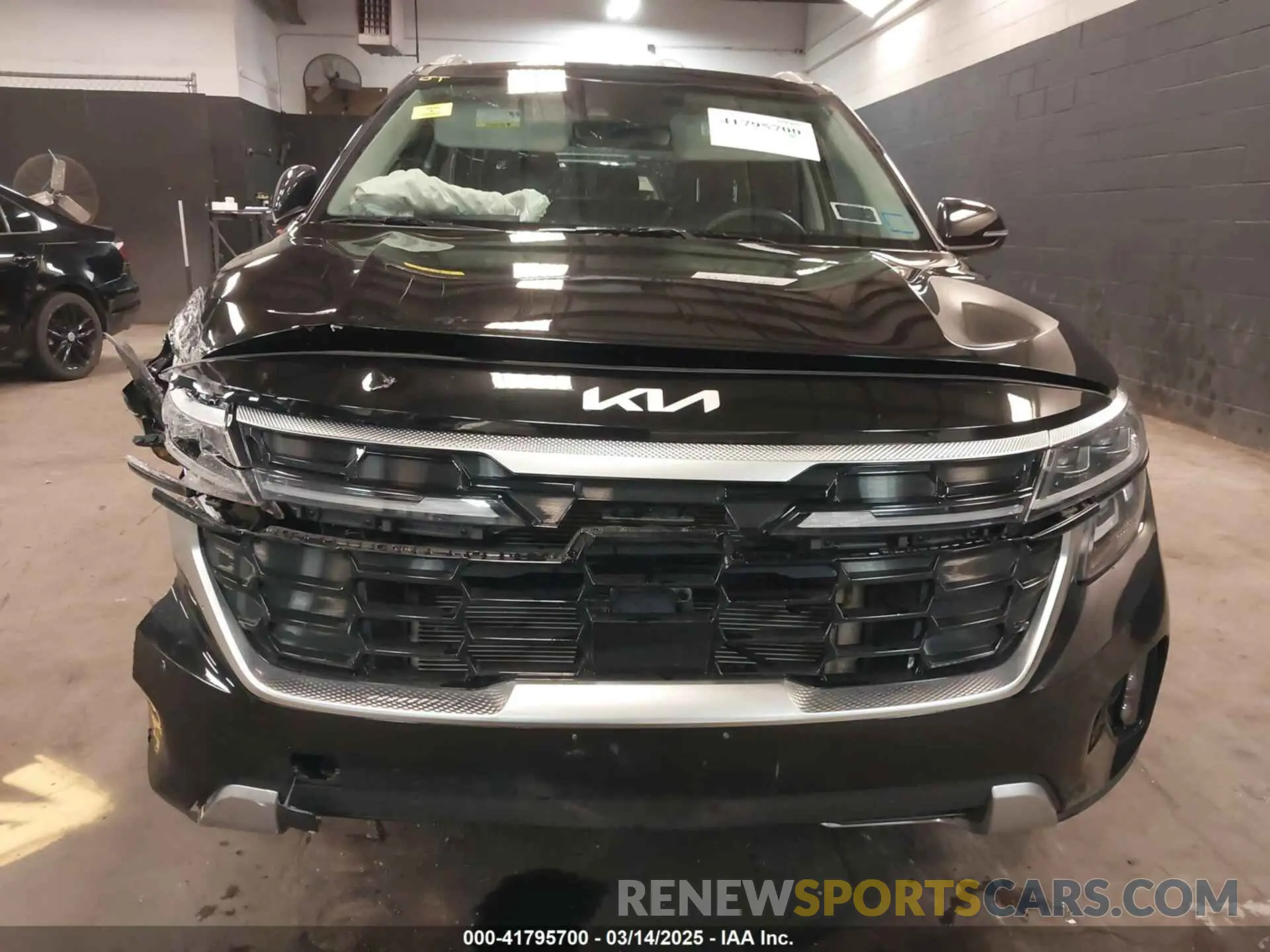12 Фотография поврежденного автомобиля KNDETCA7XR7622670 KIA SELTOS 2024