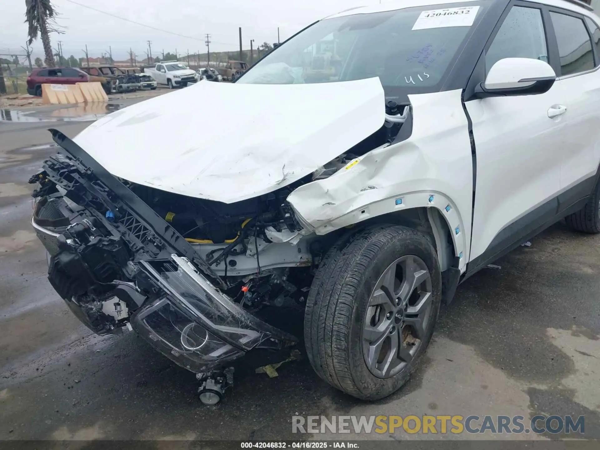 6 Photograph of a damaged car KNDEU2AA0R7529059 KIA SELTOS 2024