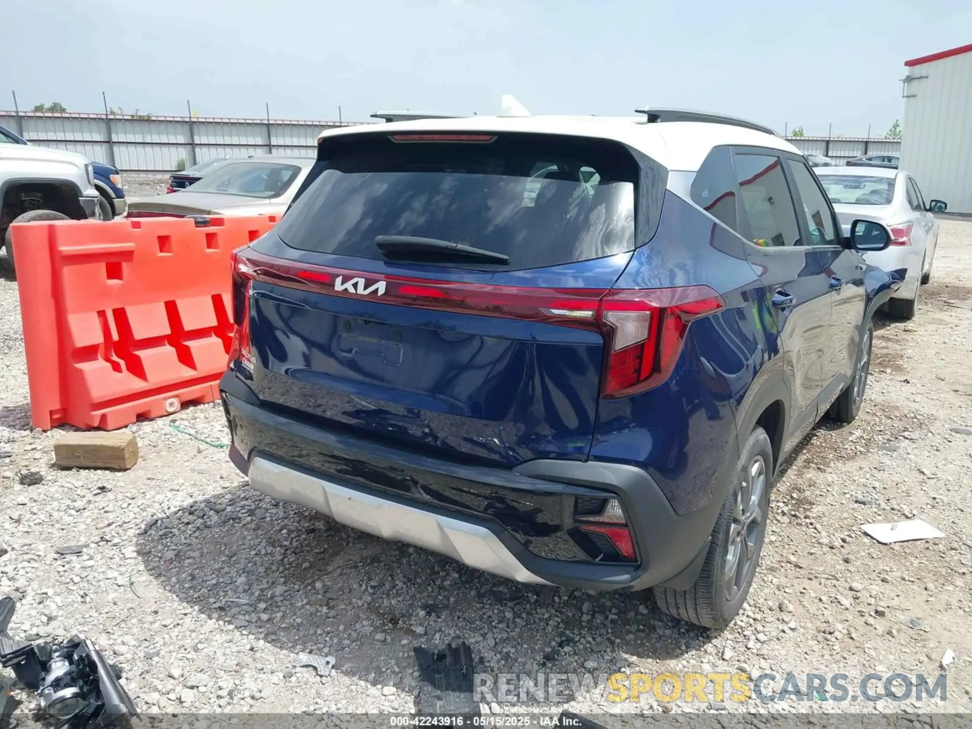 4 Фотография поврежденного автомобиля KNDEU2AA1R7543763 KIA SELTOS 2024