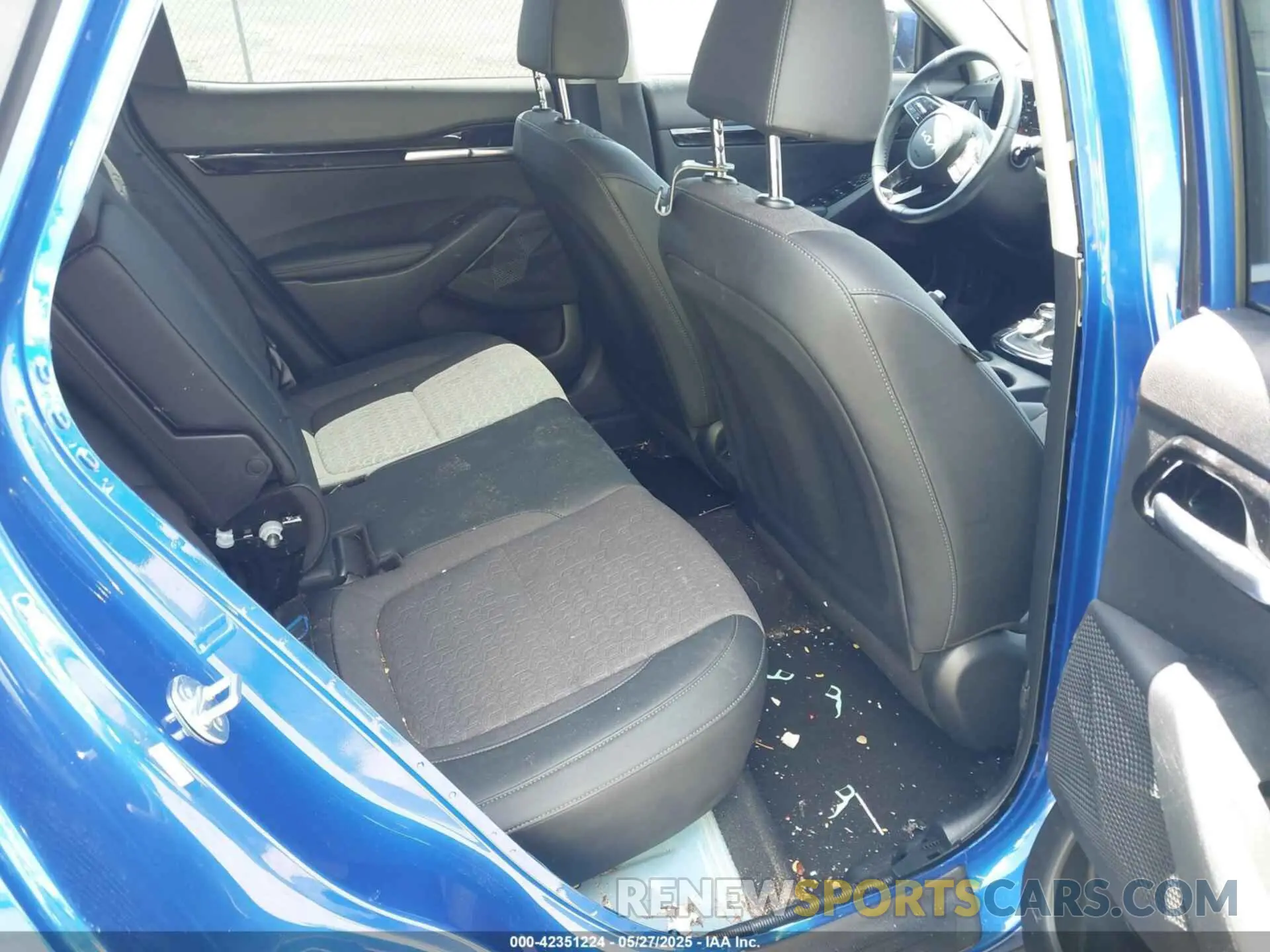 8 Photograph of a damaged car KNDEU2AA1R7615223 KIA SELTOS 2024
