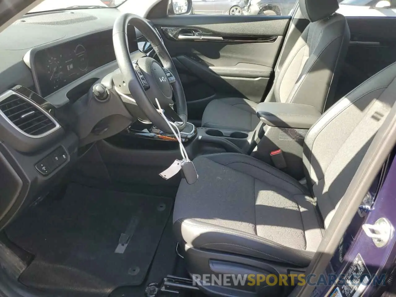 7 Фотография поврежденного автомобиля KNDEU2AA1R7655429 KIA SELTOS 2024