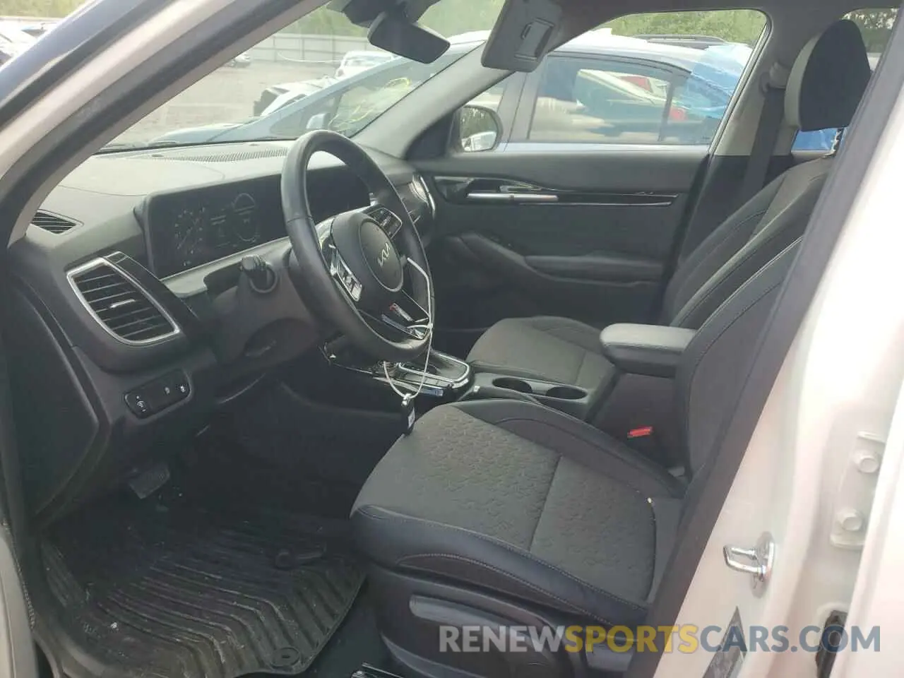 7 Фотография поврежденного автомобиля KNDEU2AA4R7591046 KIA SELTOS 2024