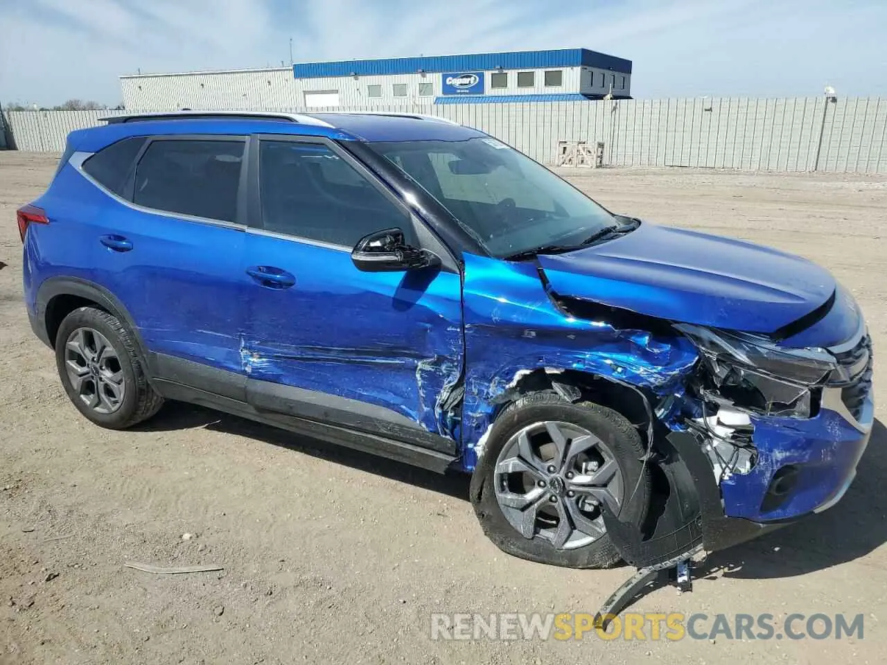 4 Photograph of a damaged car KNDEU2AA4R7601333 KIA SELTOS 2024