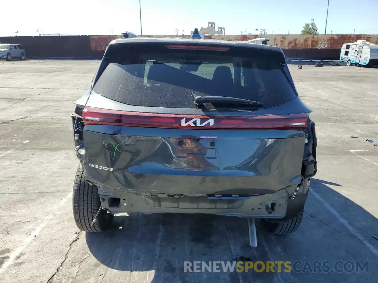 6 Photograph of a damaged car KNDEU2AA5R7501578 KIA SELTOS 2024