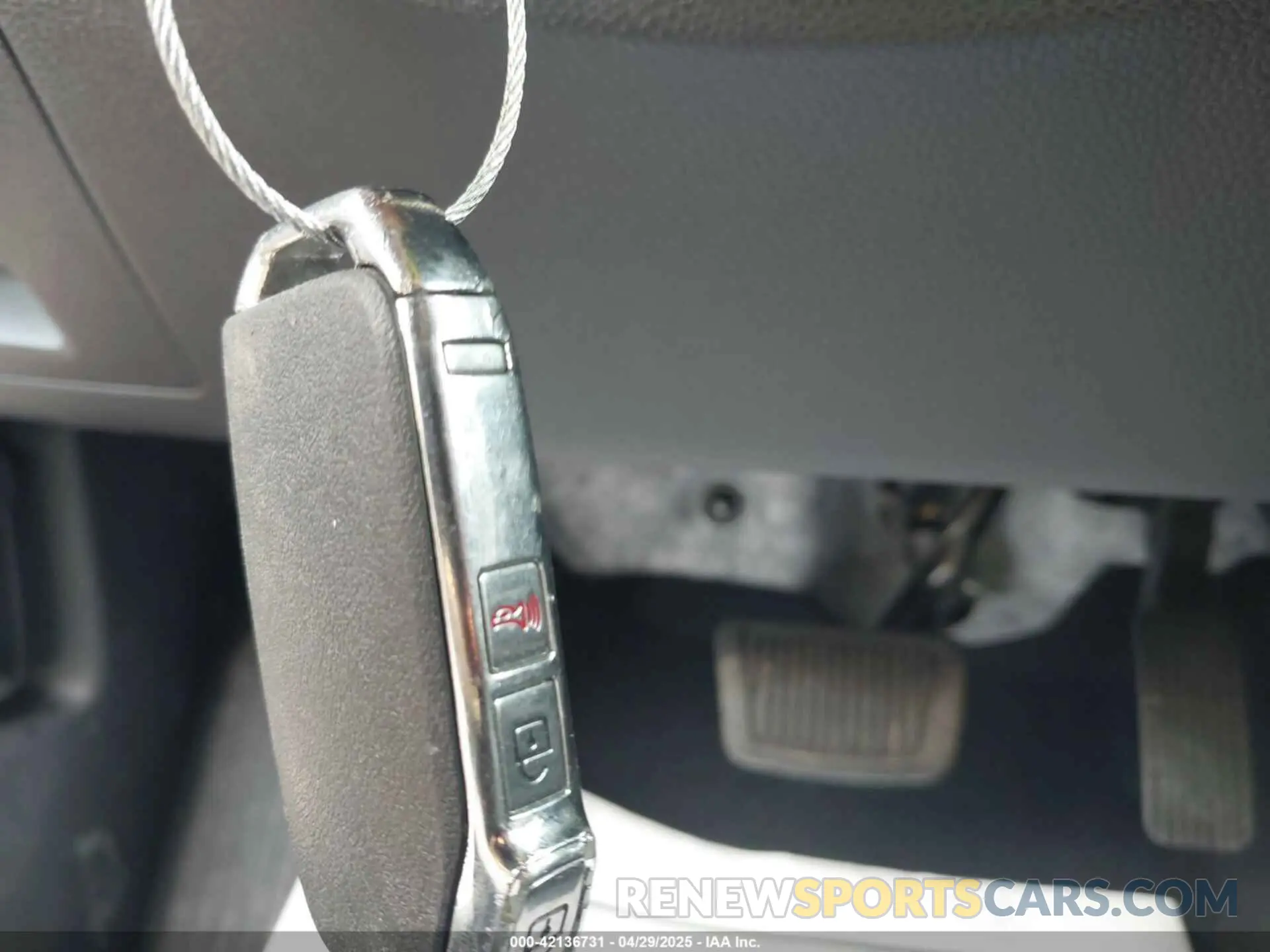 11 Photograph of a damaged car KNDEU2AA9R7665996 KIA SELTOS 2024