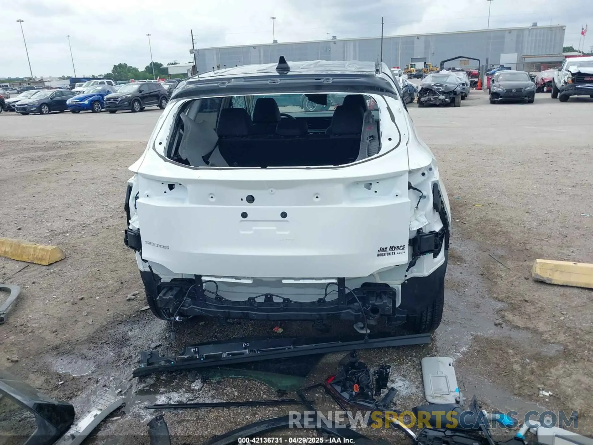 20 Photograph of a damaged car KNDEU2AA9R7665996 KIA SELTOS 2024