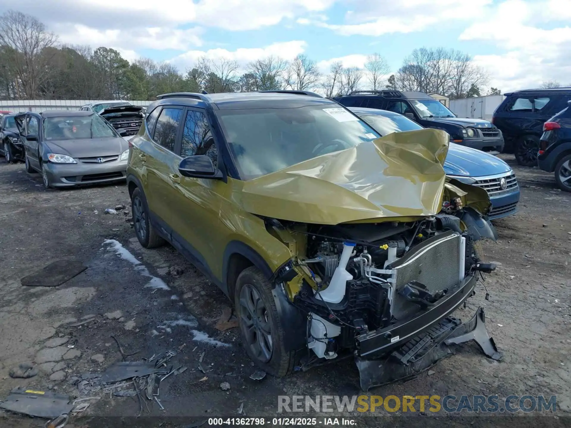 1 Photograph of a damaged car KNDEU2AAXR7588765 KIA SELTOS 2024