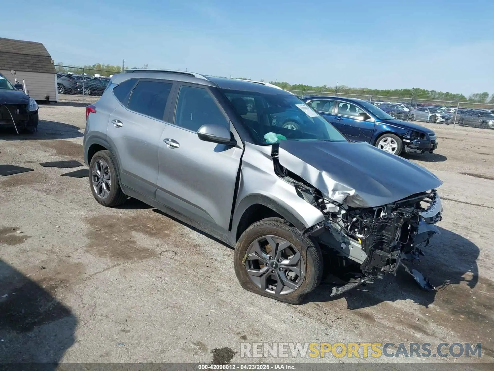 1 Фотография поврежденного автомобиля KNDEUCAA0R7625439 KIA SELTOS 2024