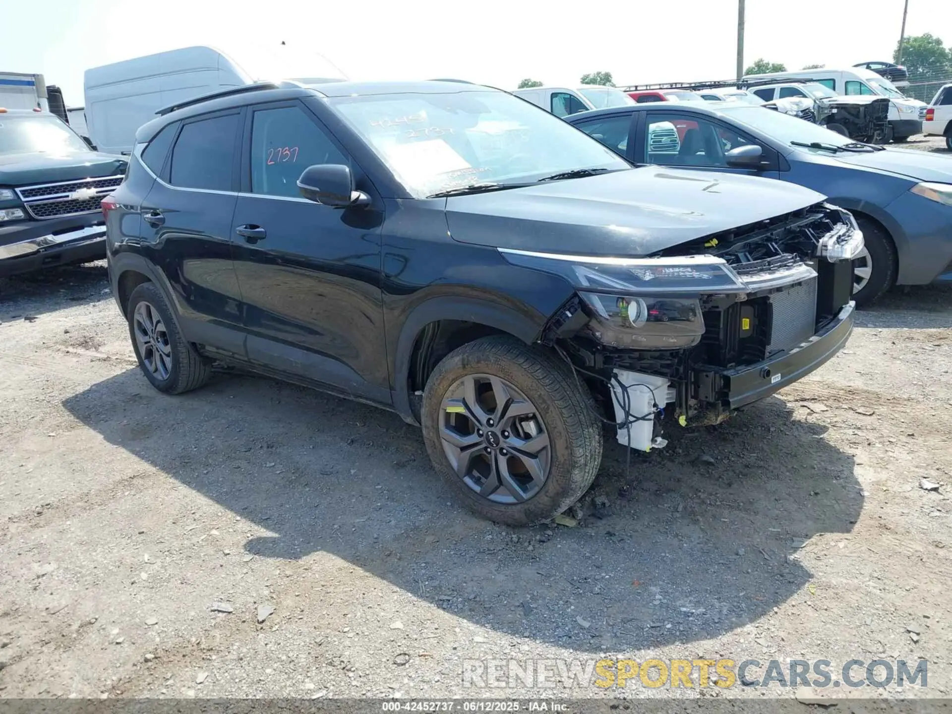 1 Photograph of a damaged car KNDEUCAA1R7631606 KIA SELTOS 2024