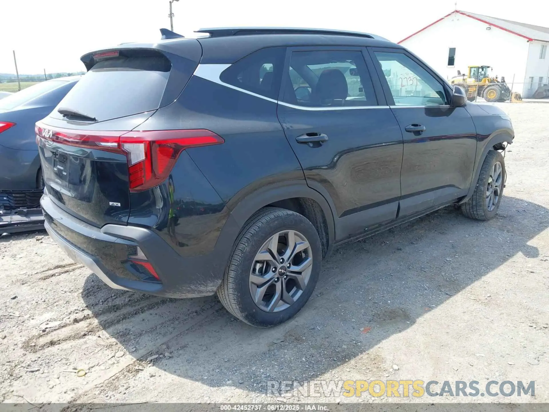 4 Photograph of a damaged car KNDEUCAA1R7631606 KIA SELTOS 2024