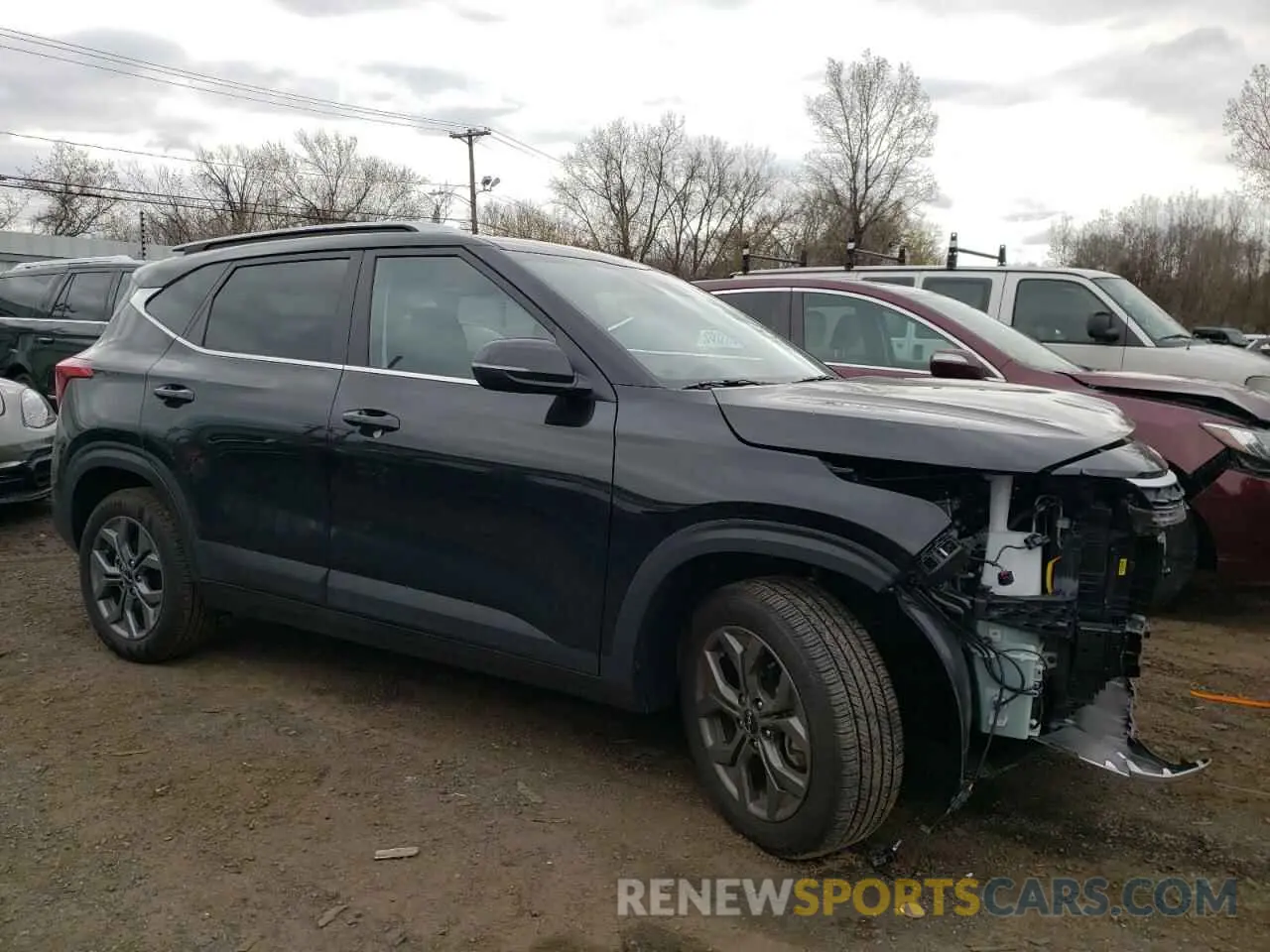 4 Photograph of a damaged car KNDEUCAA2R7665957 KIA SELTOS 2024