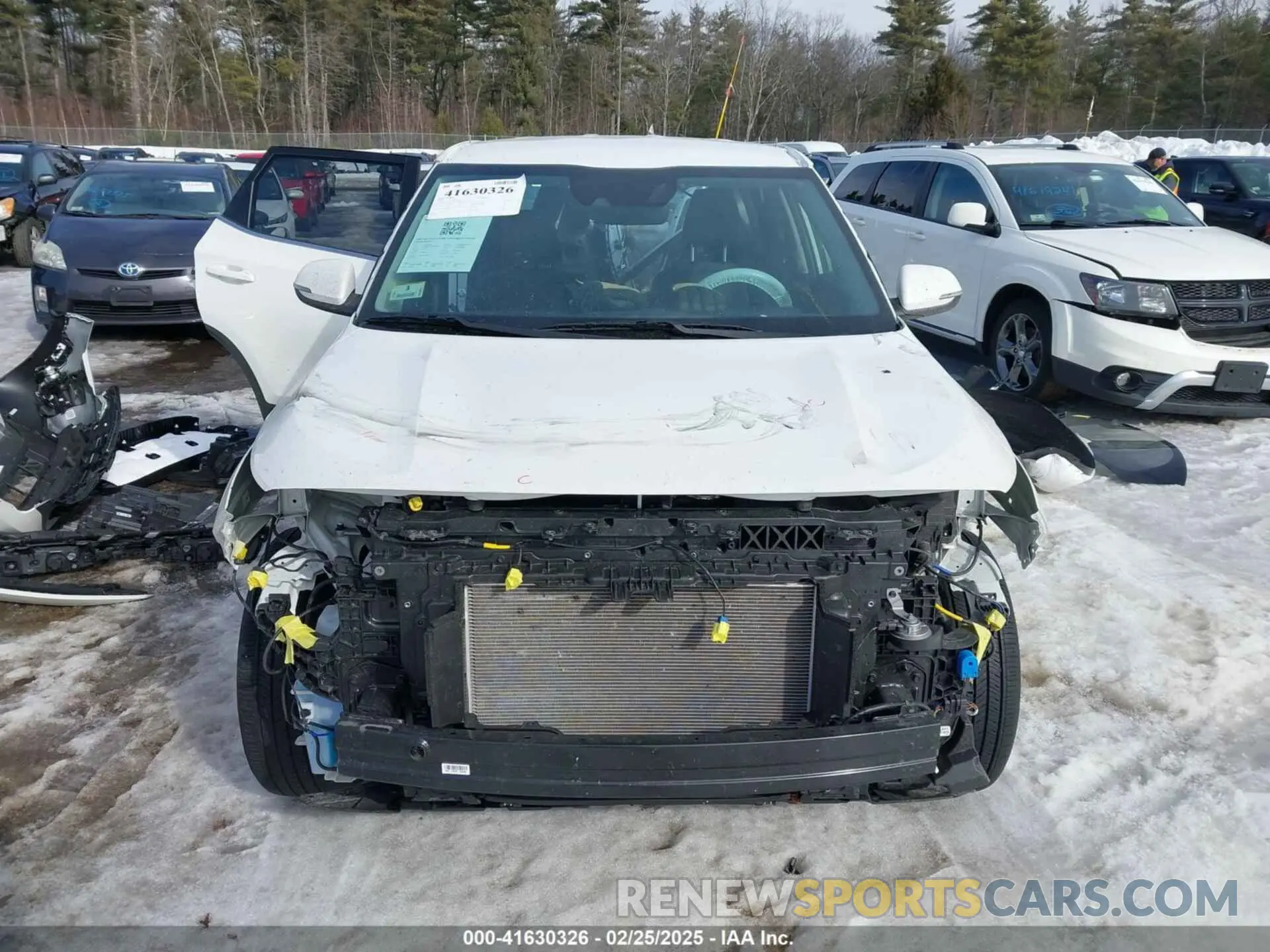 12 Photograph of a damaged car KNDEUCAA3R7610272 KIA SELTOS 2024