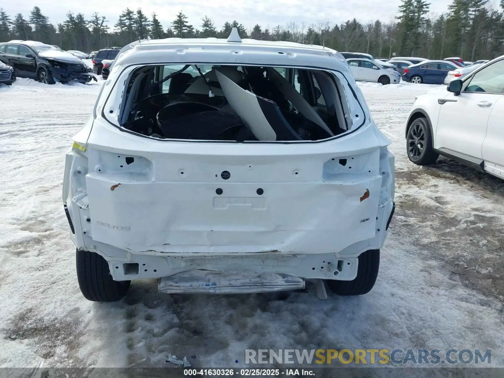 16 Photograph of a damaged car KNDEUCAA3R7610272 KIA SELTOS 2024