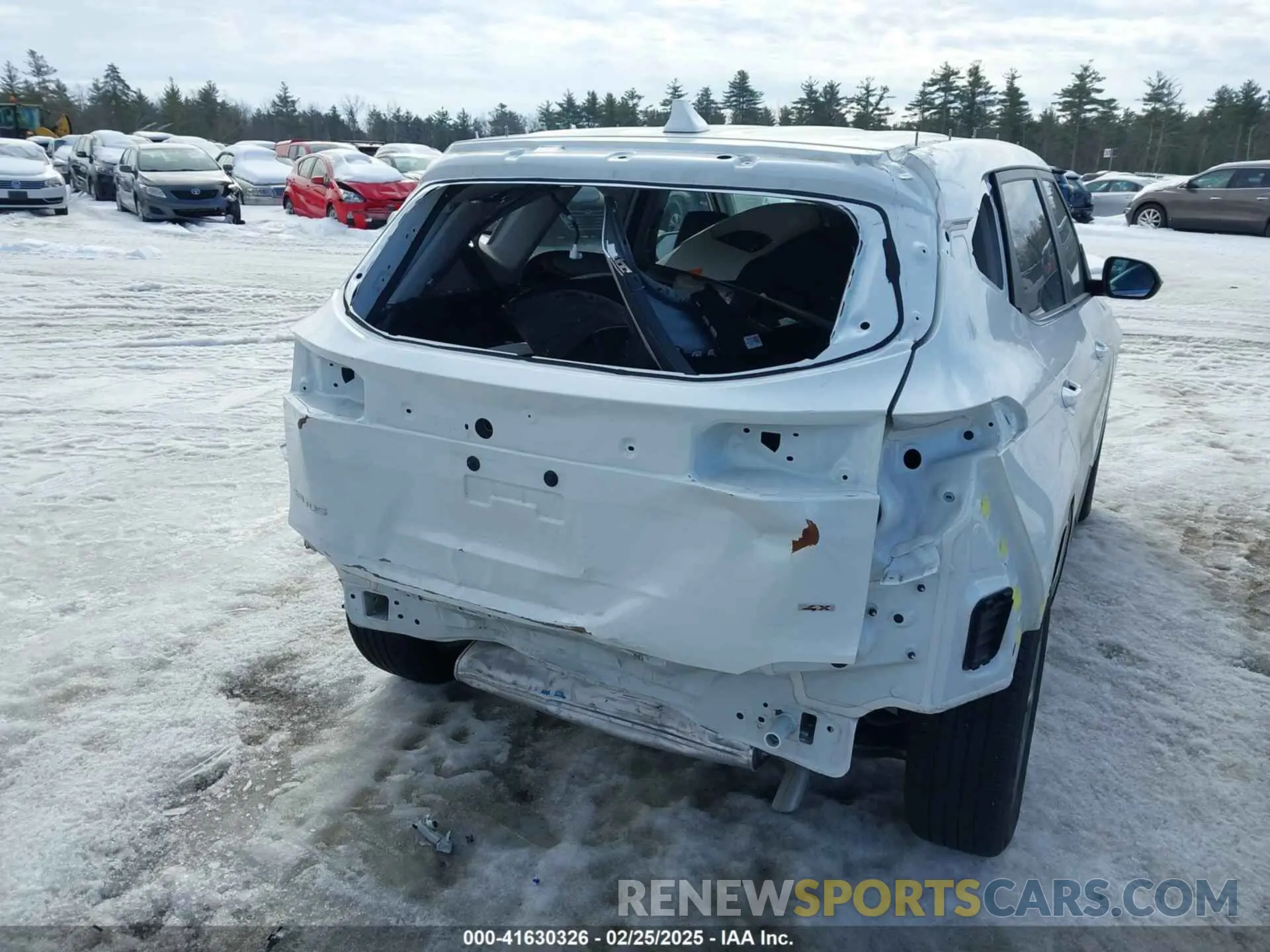 18 Photograph of a damaged car KNDEUCAA3R7610272 KIA SELTOS 2024