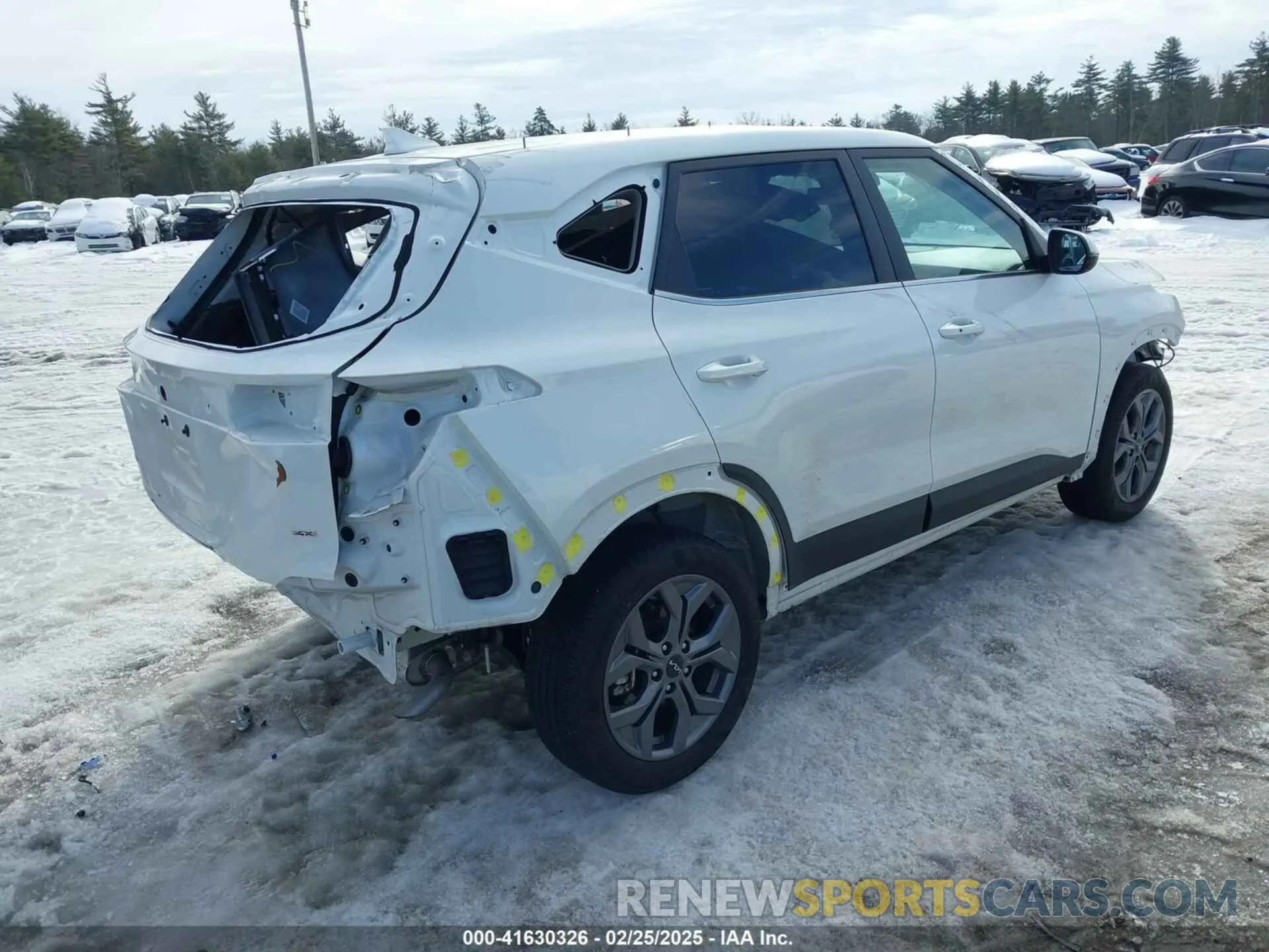 4 Photograph of a damaged car KNDEUCAA3R7610272 KIA SELTOS 2024