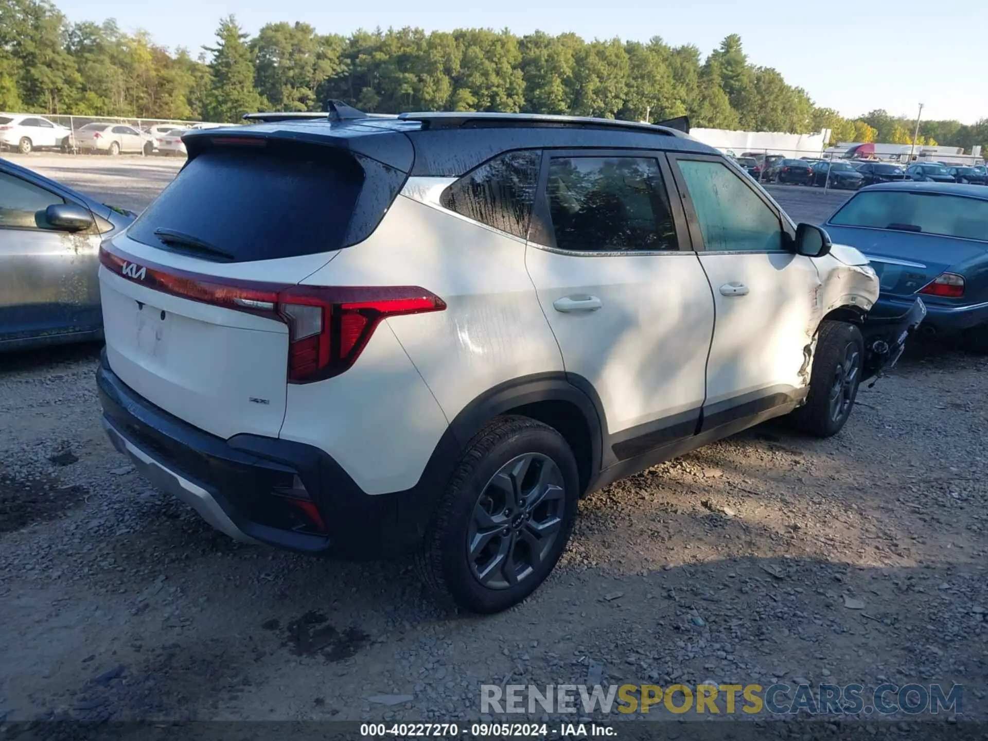 4 Photograph of a damaged car KNDEUCAA4R7531208 KIA SELTOS 2024