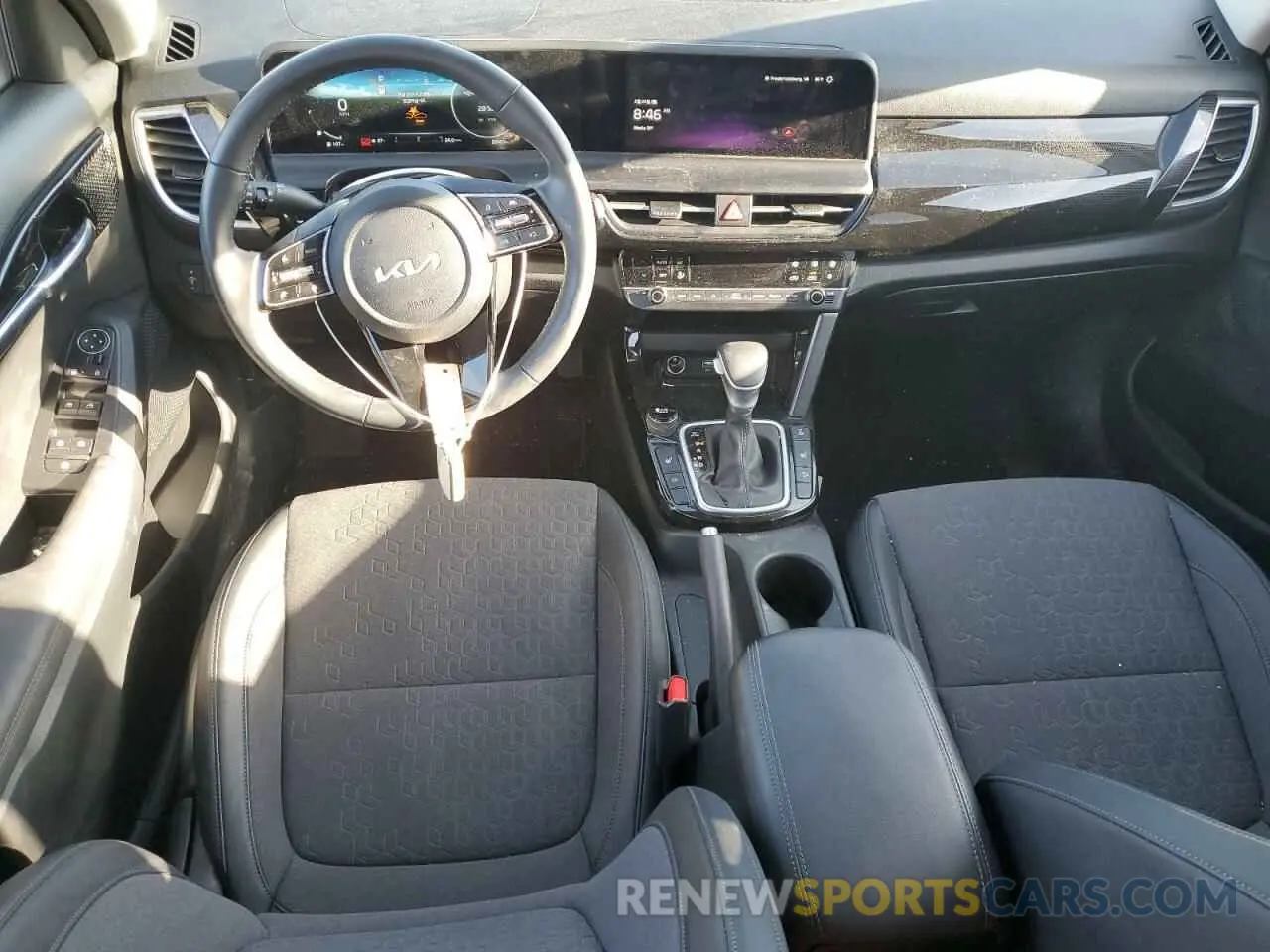 8 Фотография поврежденного автомобиля KNDEUCAA5R7637909 KIA SELTOS 2024