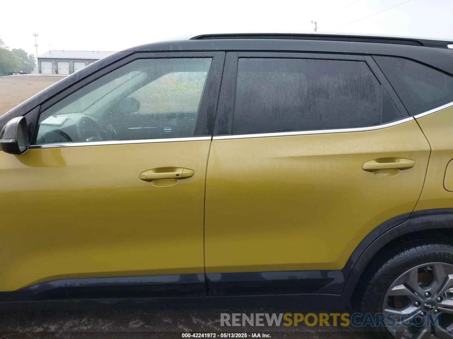 13 Фотография поврежденного автомобиля KNDEUCAA6R7636154 KIA SELTOS 2024