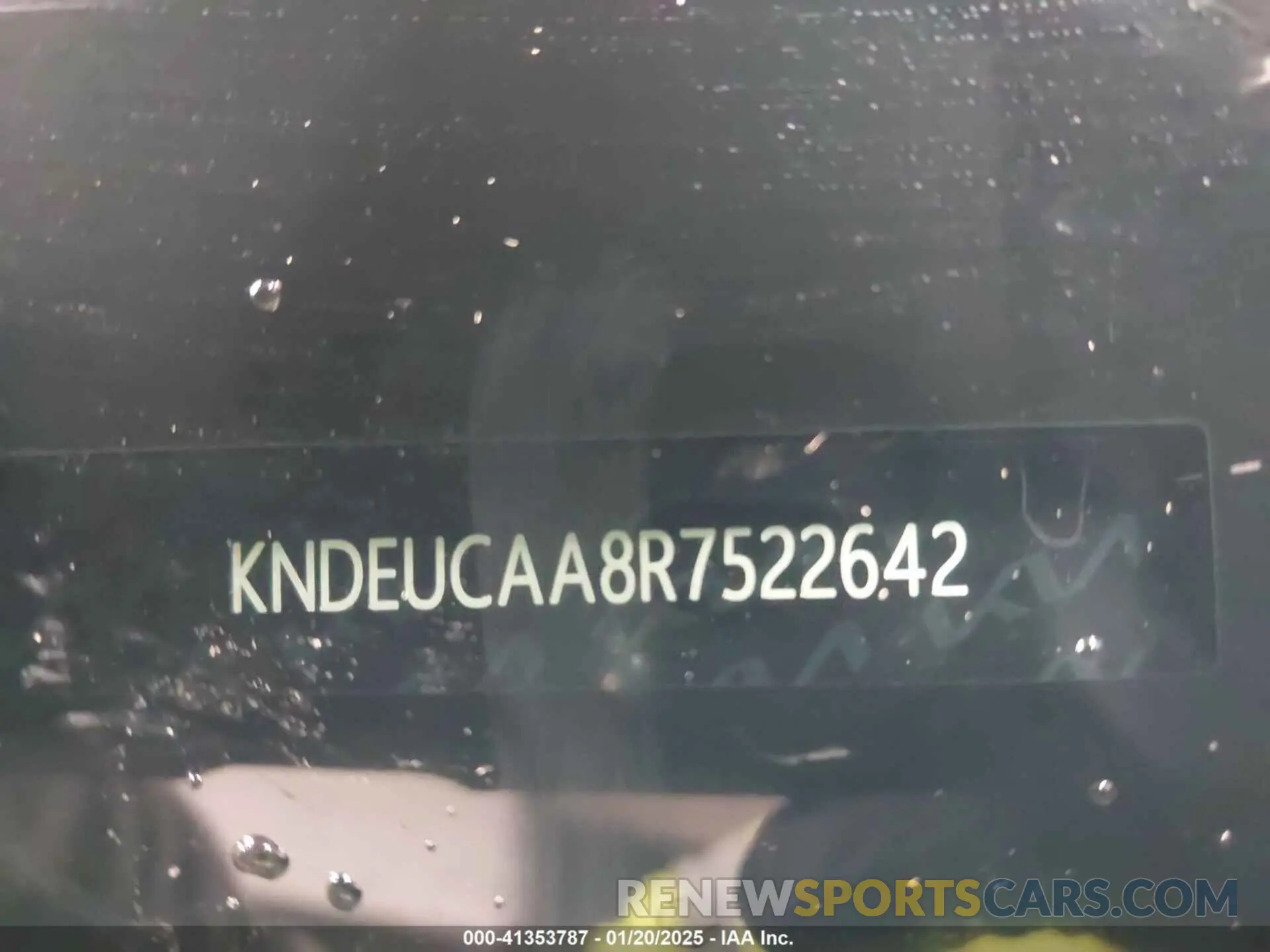 17 Фотография поврежденного автомобиля KNDEUCAA8R7522642 KIA SELTOS 2024