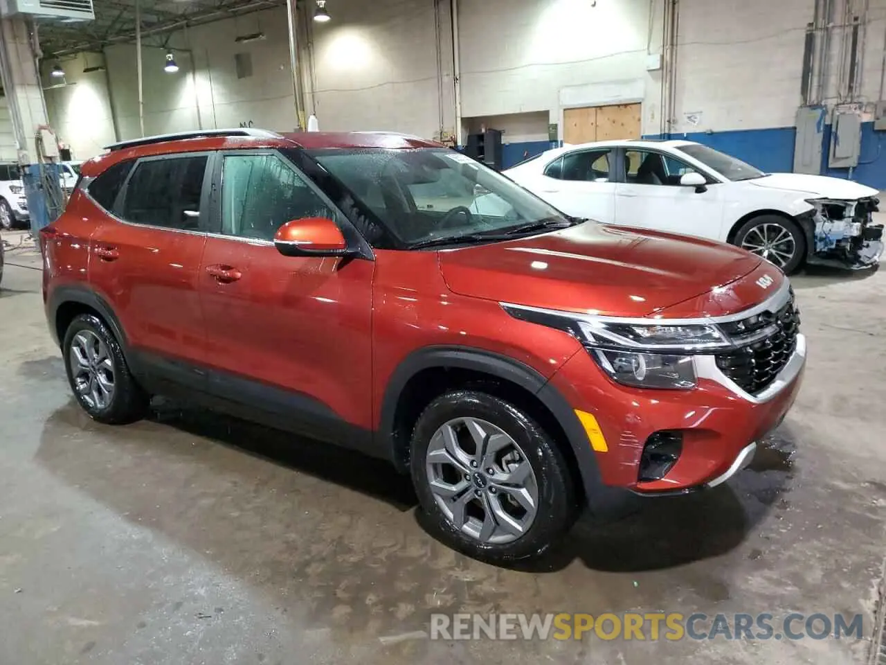 4 Фотография поврежденного автомобиля KNDEUCAA8R7540929 KIA SELTOS 2024