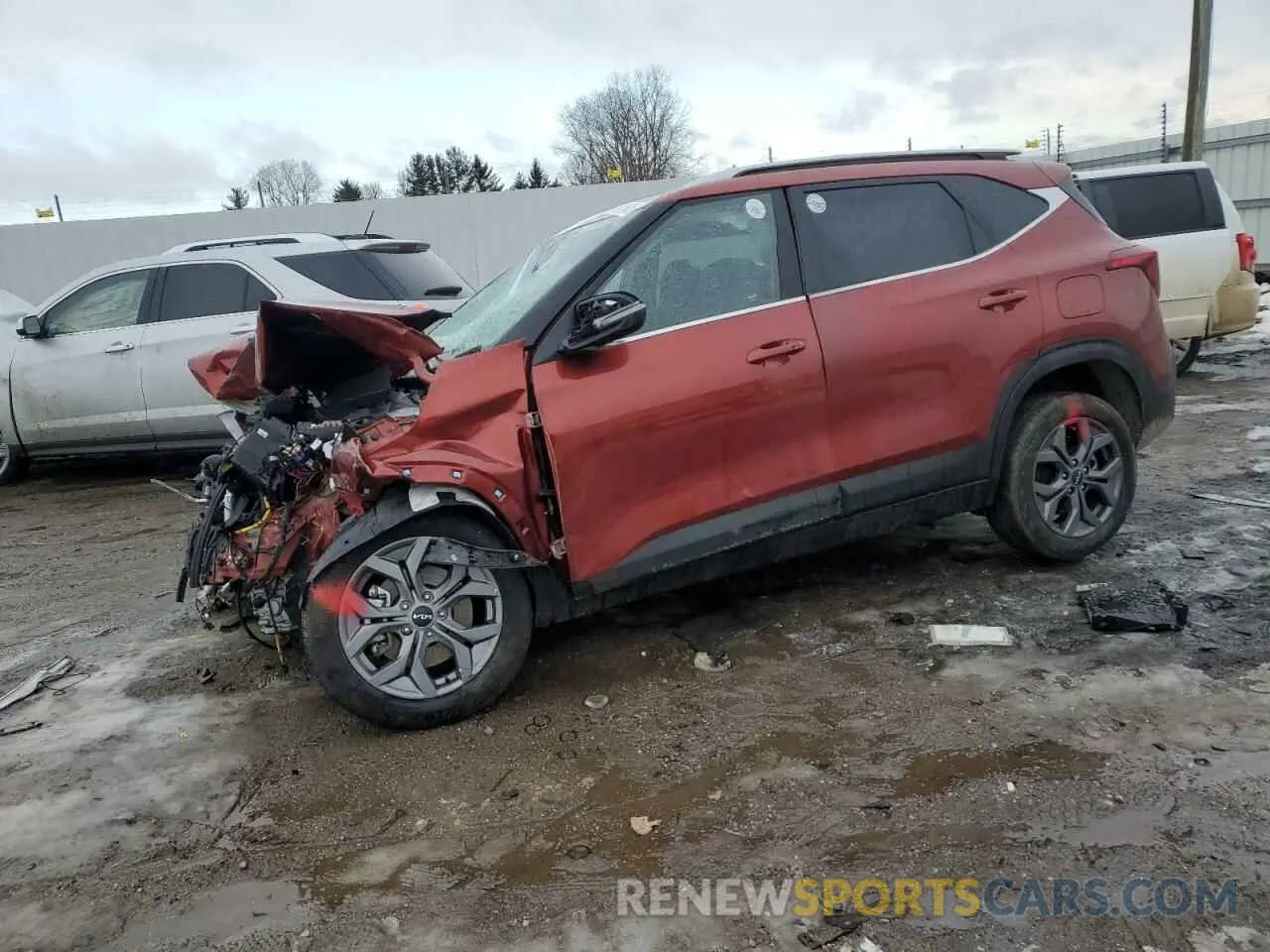 1 Фотография поврежденного автомобиля KNDEUCAA8R7544317 KIA SELTOS 2024