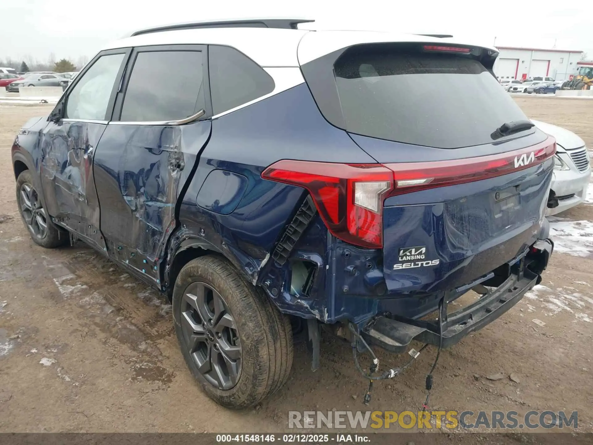 3 Photograph of a damaged car KNDEUCAA8R7548416 KIA SELTOS 2024