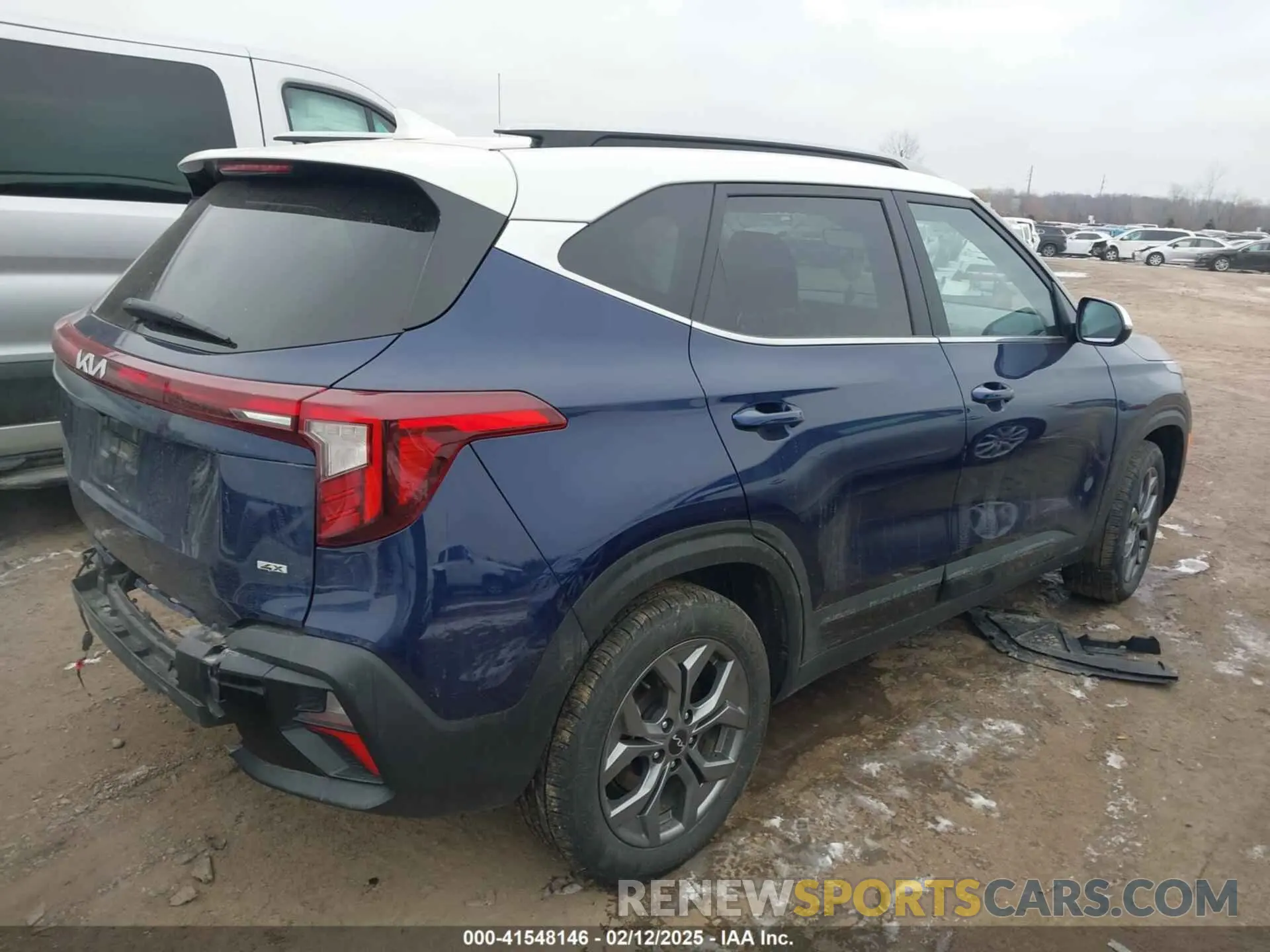 4 Photograph of a damaged car KNDEUCAA8R7548416 KIA SELTOS 2024