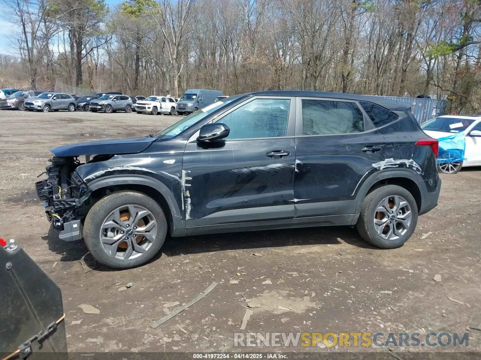 14 Photograph of a damaged car KNDEPCAA5S7716171 KIA SELTOS 2025