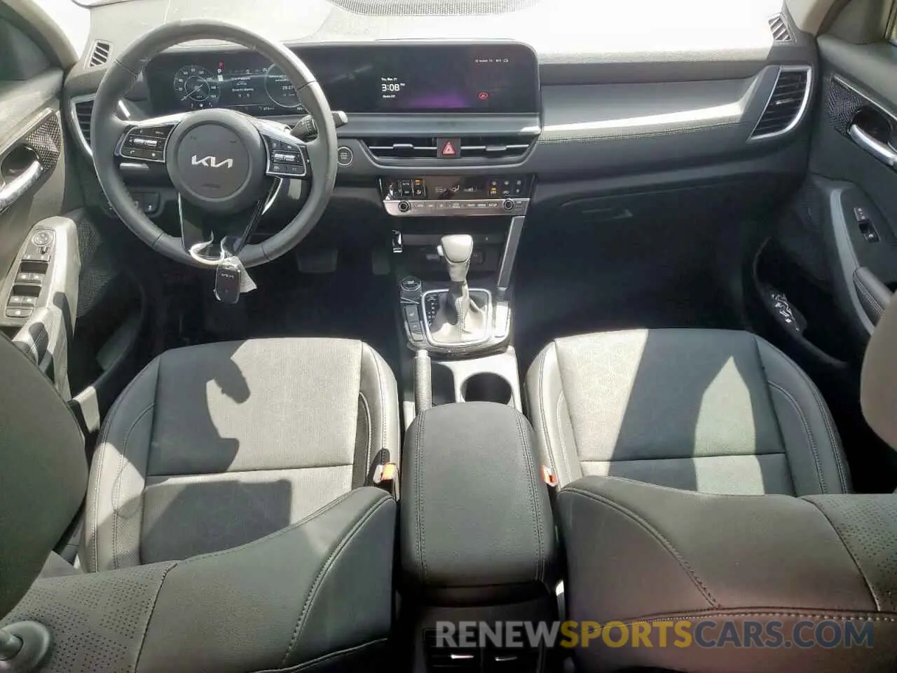8 Photograph of a damaged car KNDER2AA1S7683464 KIA SELTOS 2025