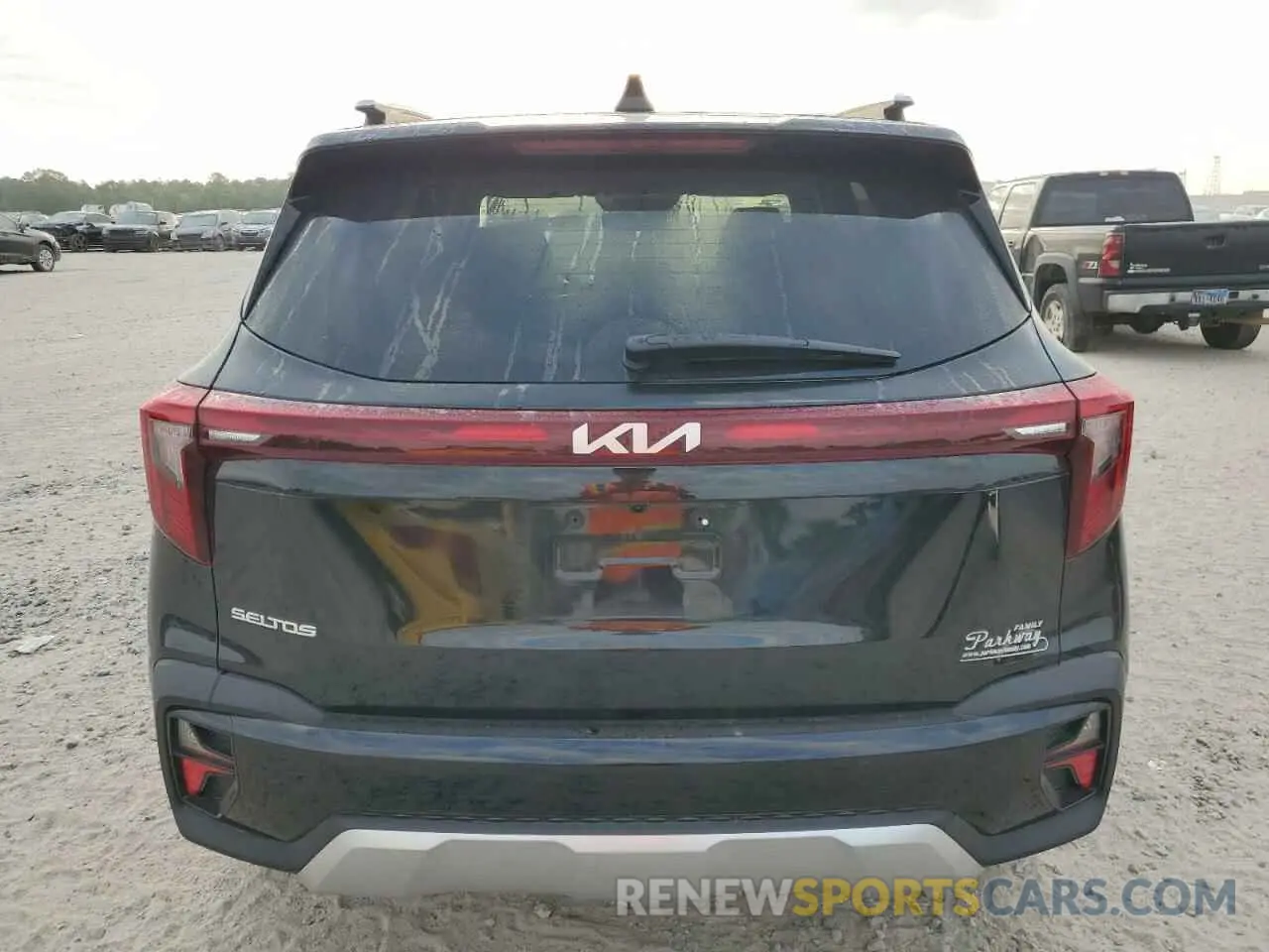 6 Фотография поврежденного автомобиля KNDER2AA7S7716838 KIA SELTOS 2025