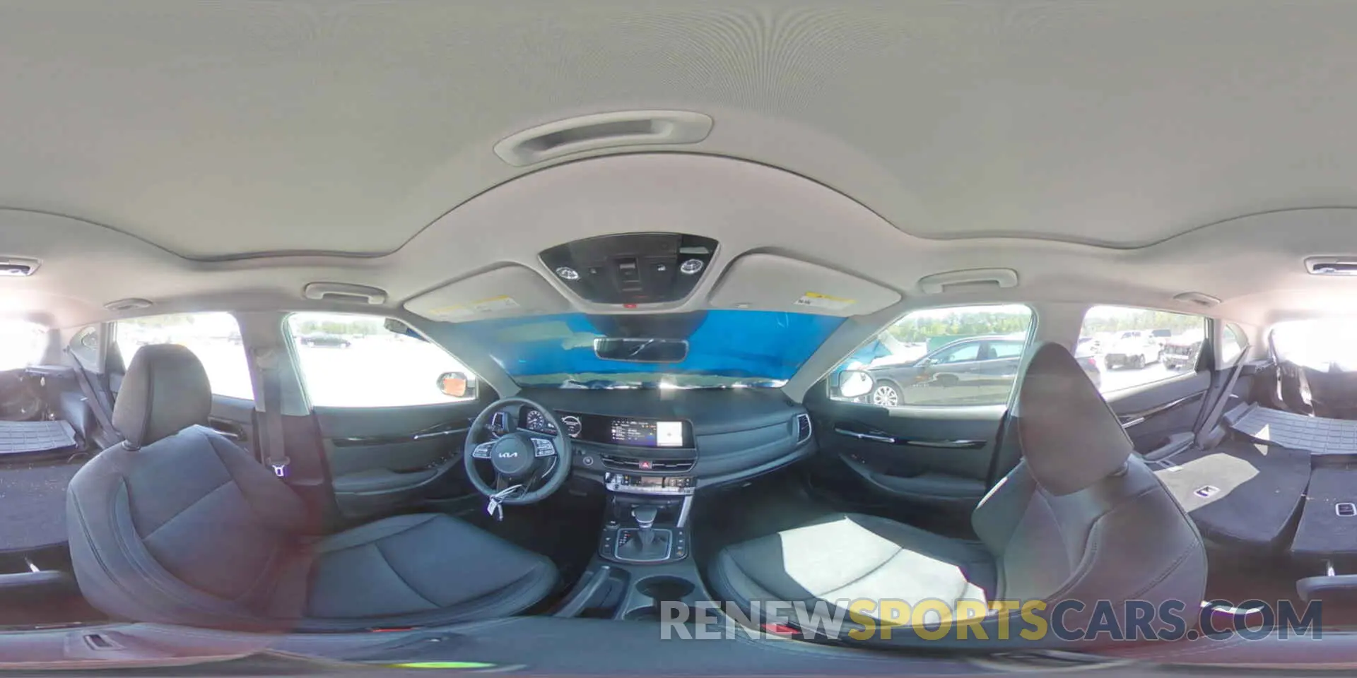 16 Photograph of a damaged car KNDERCAA3S7708726 KIA SELTOS 2025