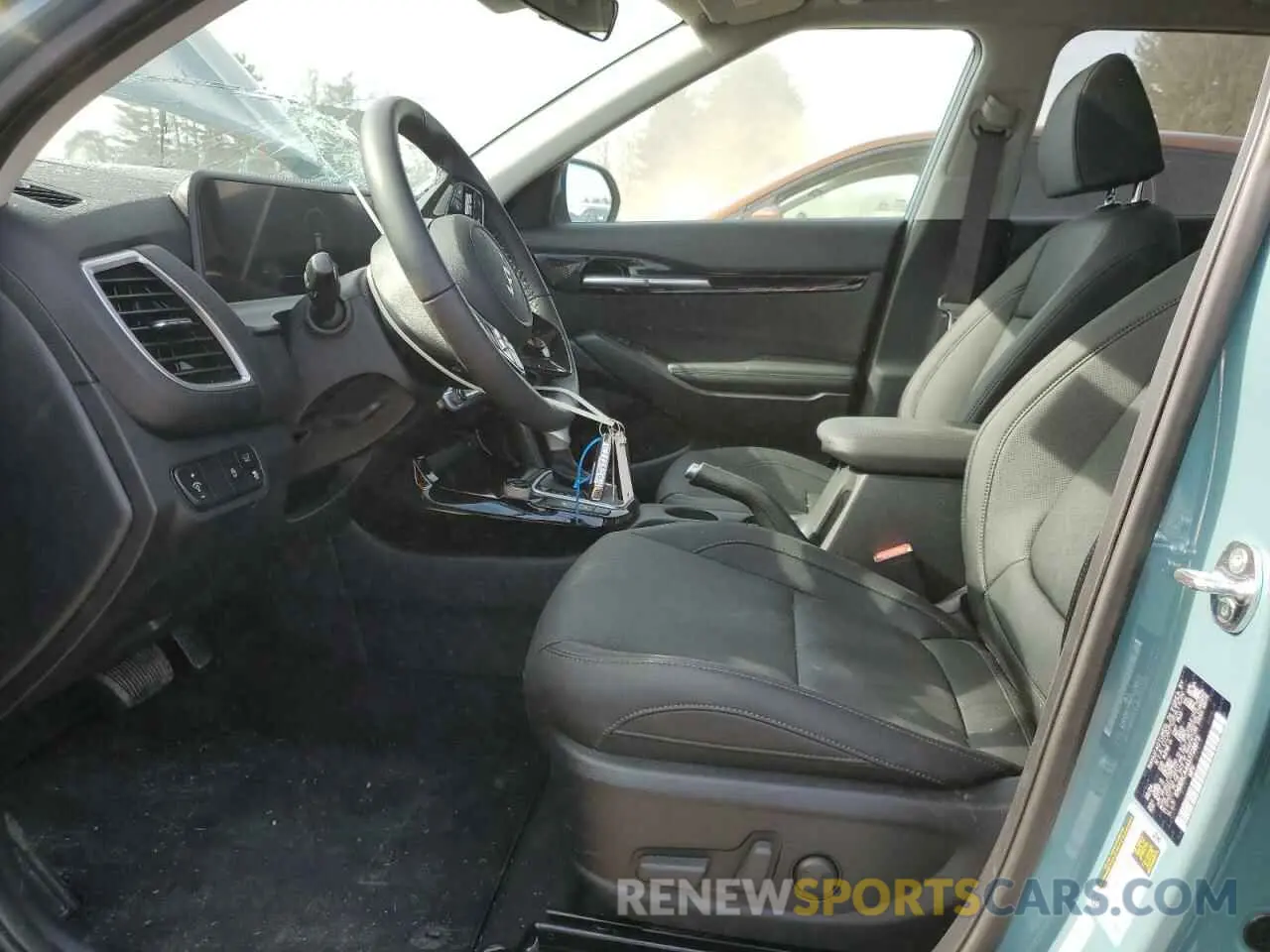 7 Photograph of a damaged car KNDERCAA6S7728873 KIA SELTOS 2025