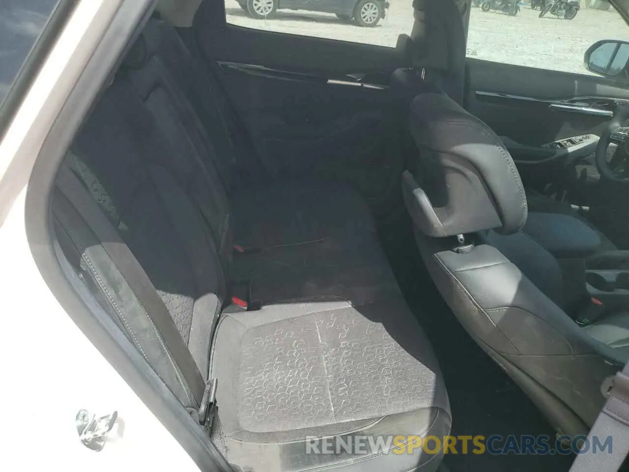 11 Фотография поврежденного автомобиля KNDEU2AA1S7706921 KIA SELTOS 2025