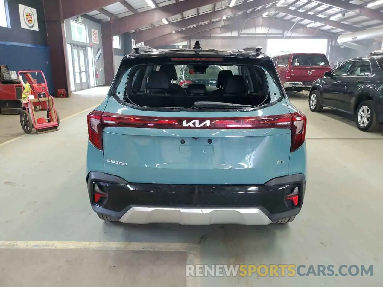 6 Фотография поврежденного автомобиля KNDEUCAA3S7699928 KIA SELTOS 2025