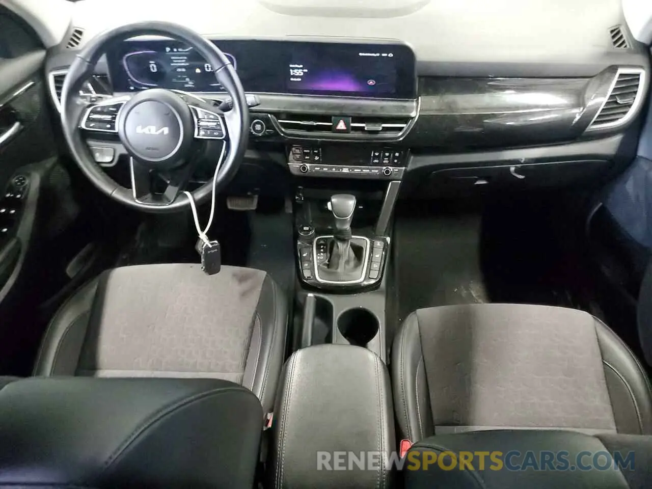 8 Фотография поврежденного автомобиля KNDEUCAA3S7699928 KIA SELTOS 2025