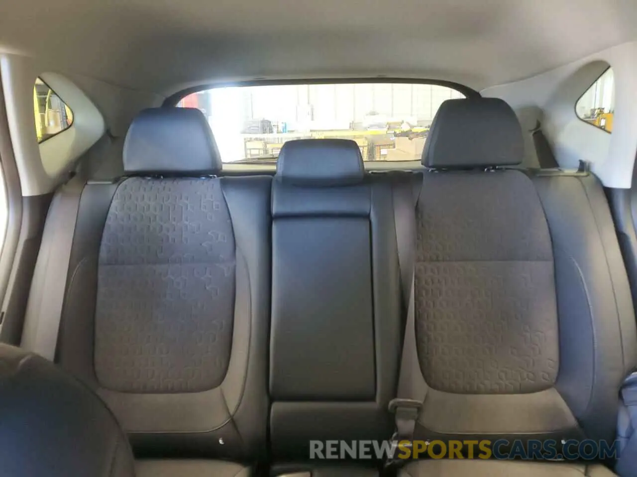 10 Фотография поврежденного автомобиля KNDEUCAA4S7726232 KIA SELTOS 2025