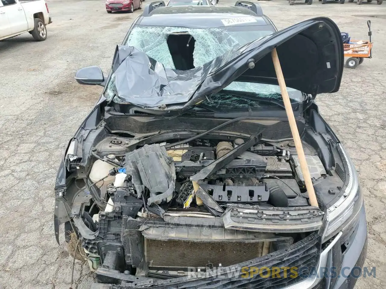 12 Photograph of a damaged car KNDEUCA22N7340910 KIA SELTOS NIG 2022
