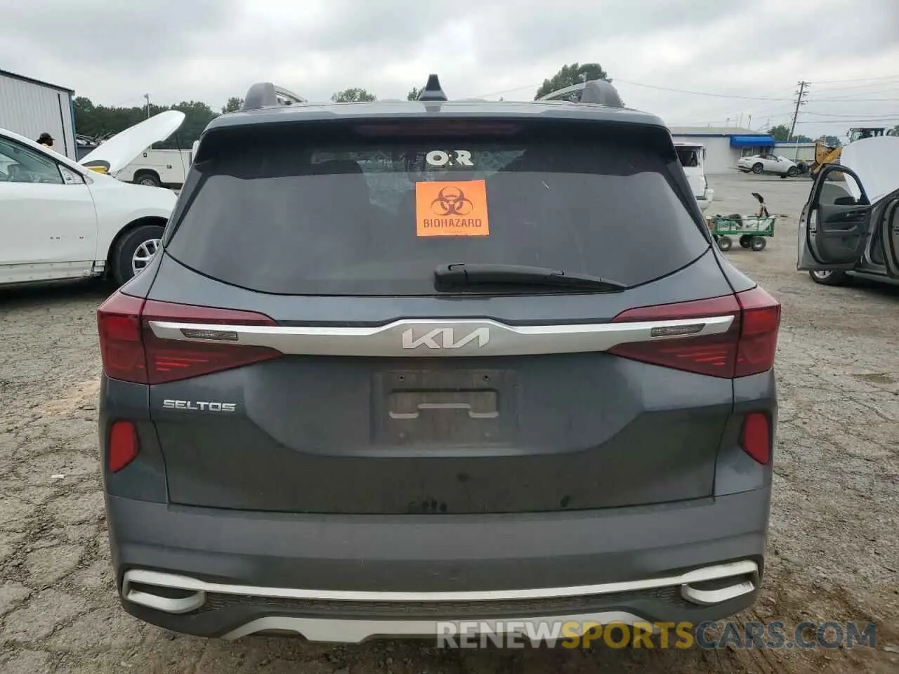 6 Photograph of a damaged car KNDEUCA22N7340910 KIA SELTOS NIG 2022