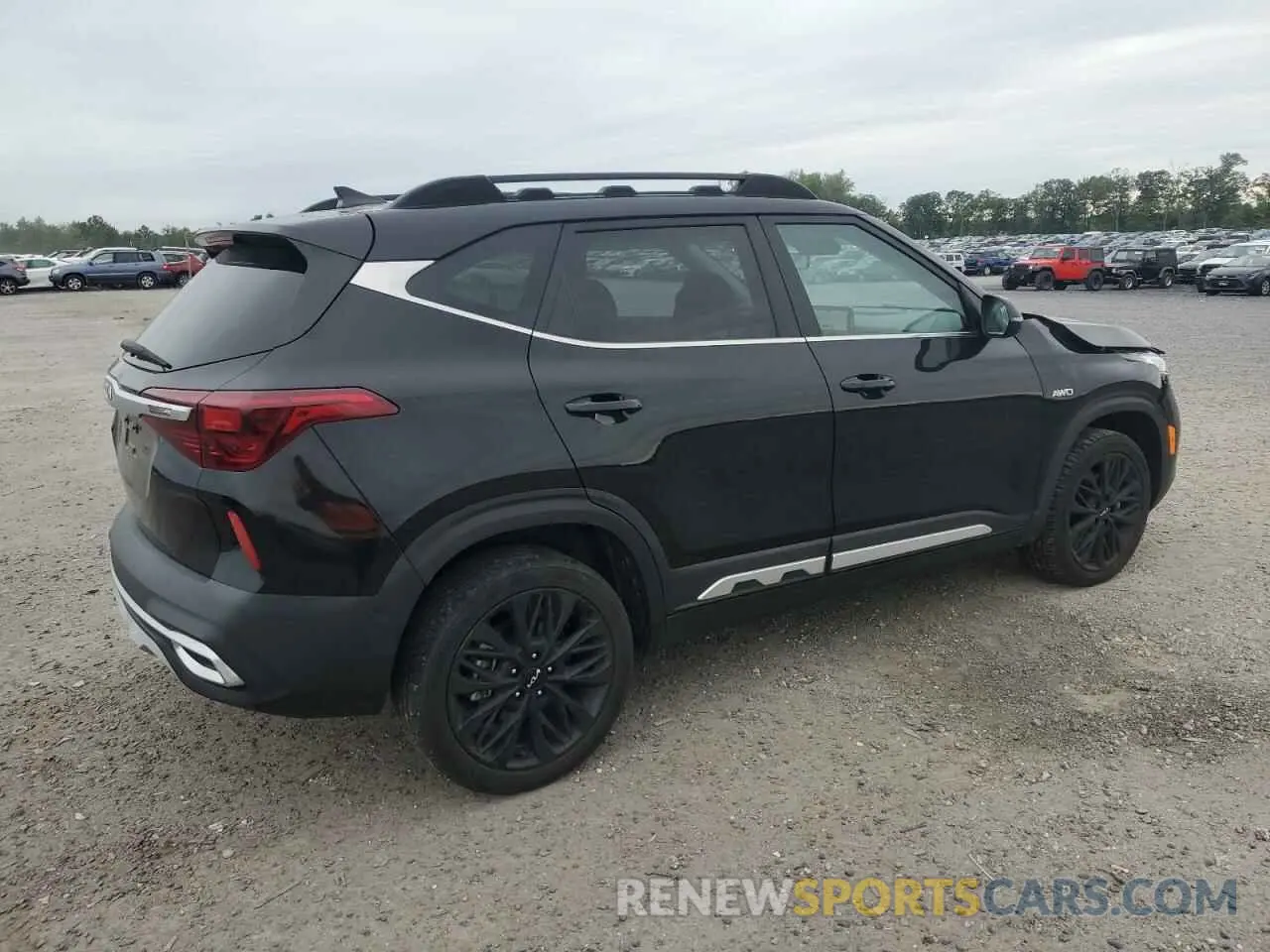 3 Фотография поврежденного автомобиля KNDEUCA2XN7321862 KIA SELTOS NIG 2022