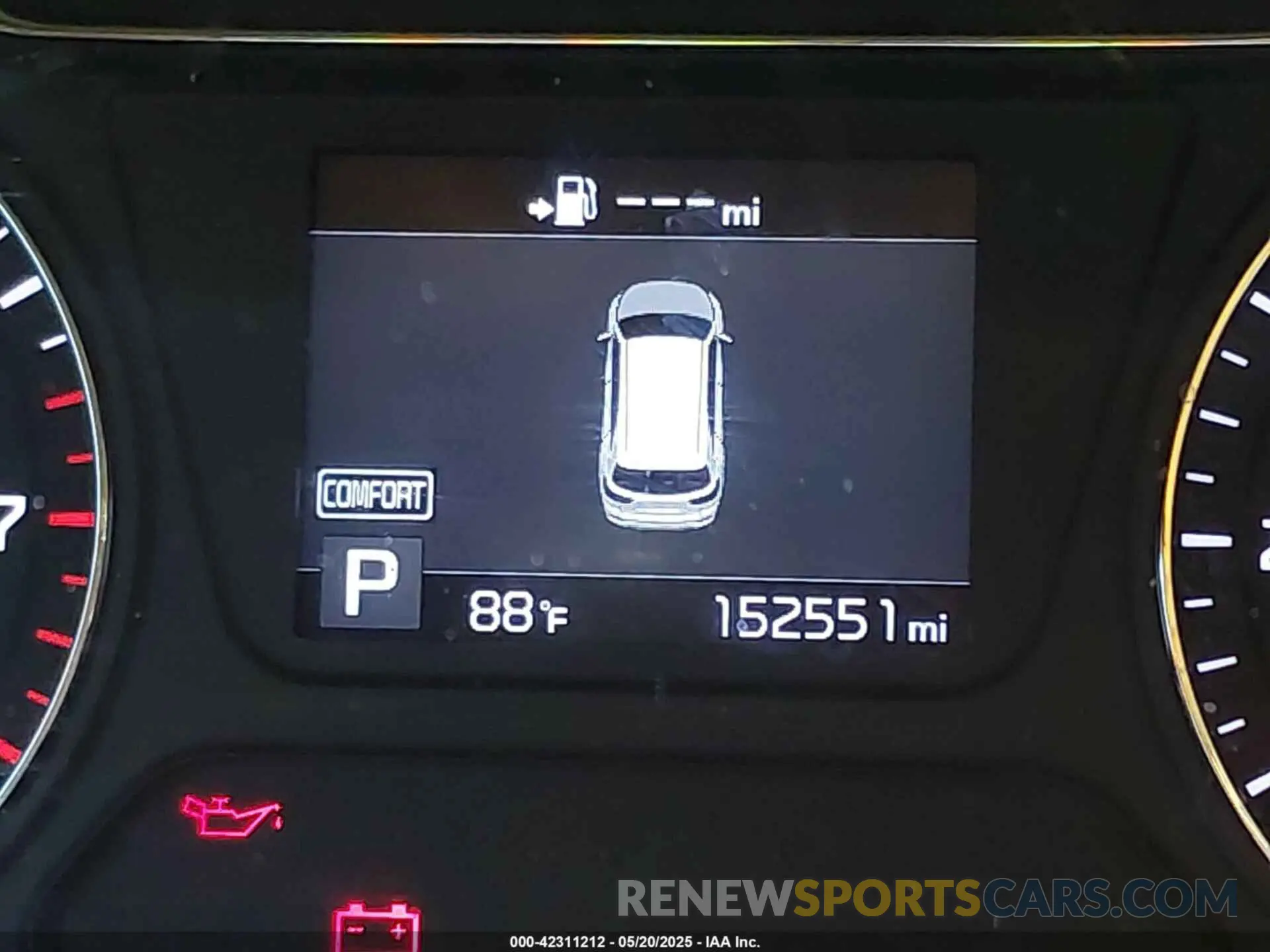 14 Photograph of a damaged car 5XYPG4A30KG476739 KIA SORENTO 2019