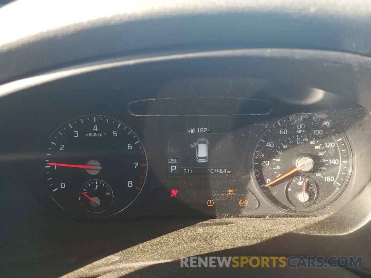 9 Photograph of a damaged car 5XYPG4A30KG508444 KIA SORENTO 2019
