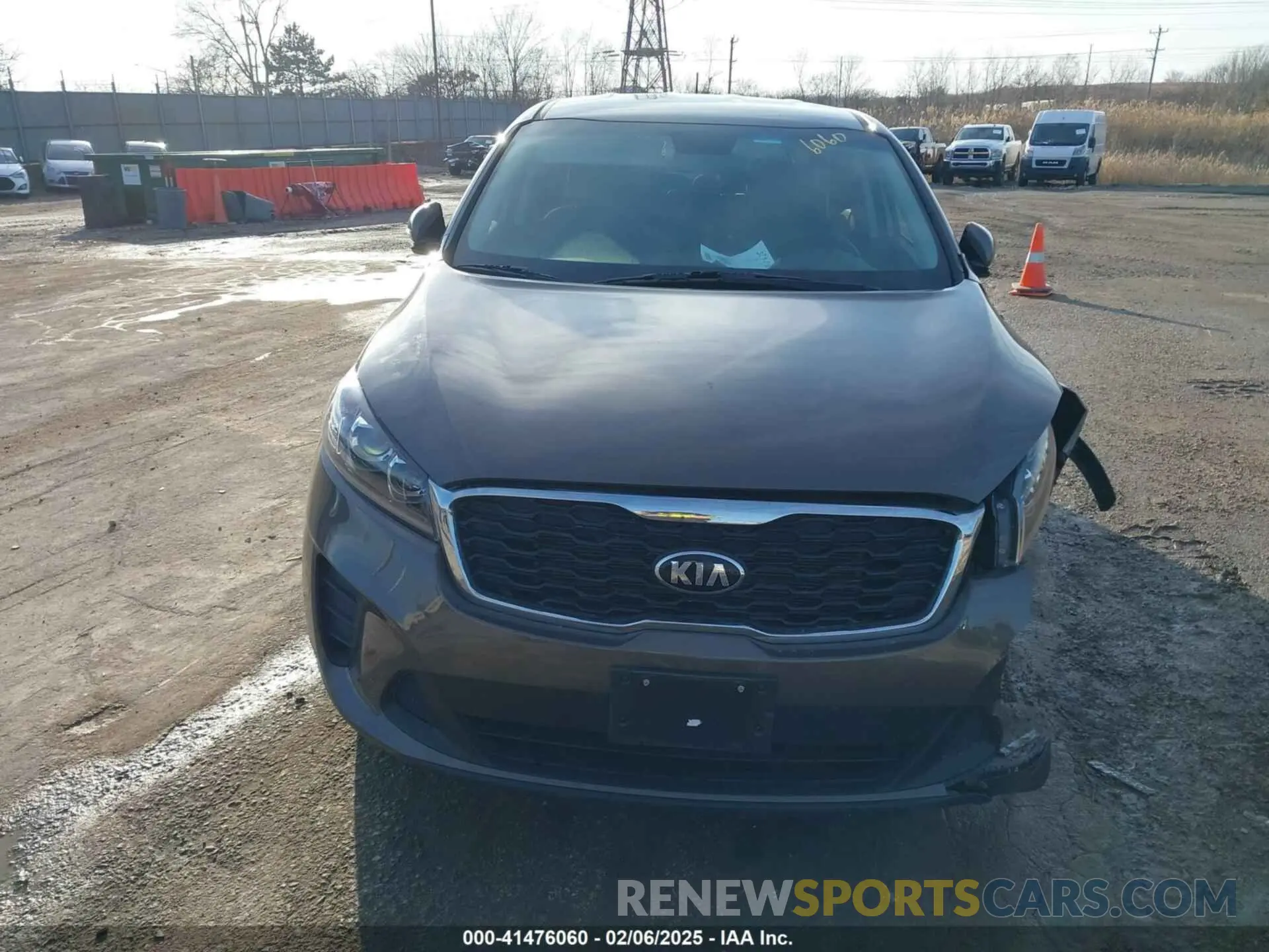 12 Фотография поврежденного автомобиля 5XYPG4A30KG532033 KIA SORENTO 2019