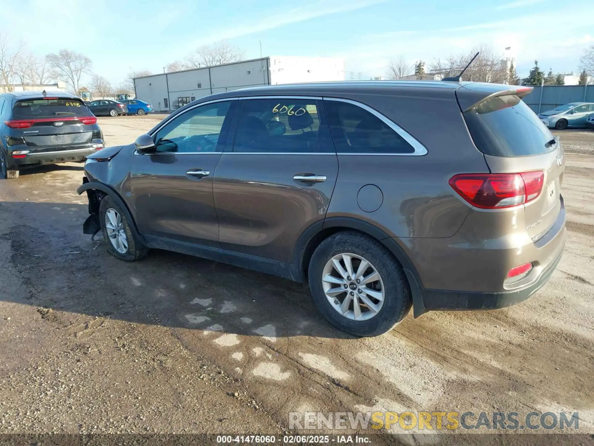 3 Фотография поврежденного автомобиля 5XYPG4A30KG532033 KIA SORENTO 2019
