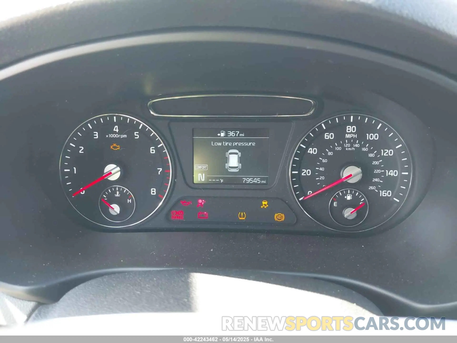7 Photograph of a damaged car 5XYPG4A30KG567882 KIA SORENTO 2019