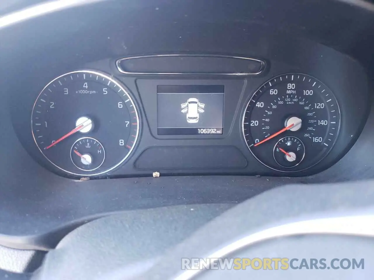 9 Photograph of a damaged car 5XYPG4A31KG505634 KIA SORENTO 2019