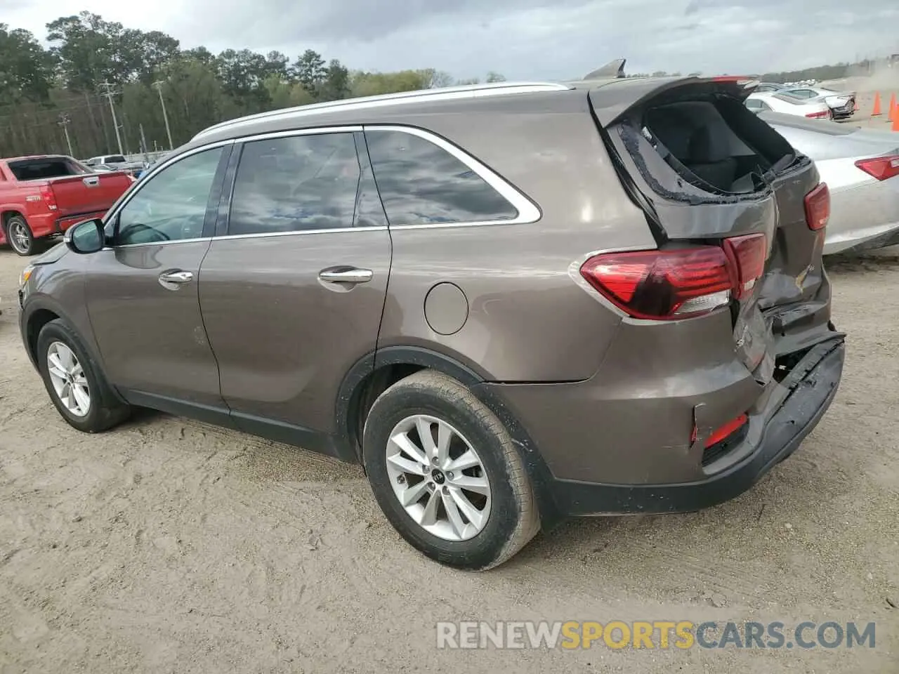 2 Фотография поврежденного автомобиля 5XYPG4A31KG572525 KIA SORENTO 2019